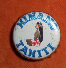 Jolie Capsule Bière HINANO TAHITI Jolie Tahitienne sexy en paréo fleuri