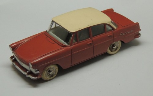 Vrai dinky toys - 554, opel