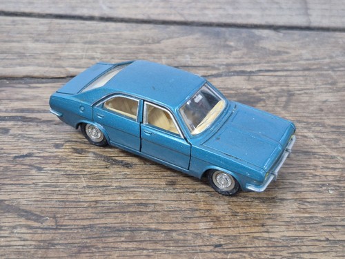 Voiture miniature chrysler 180 - voiture,