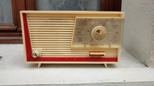 Petit poste radio lampes - poste,