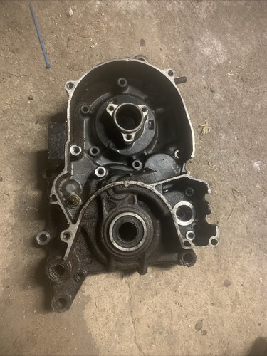Carter moteur central gauche