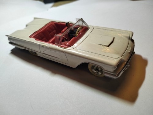 Dinky ford thunderbird 555 - dinky,
