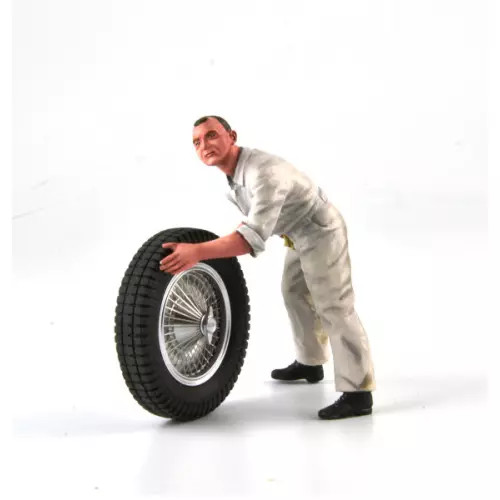 Mans miniatures figure 18 - mans,