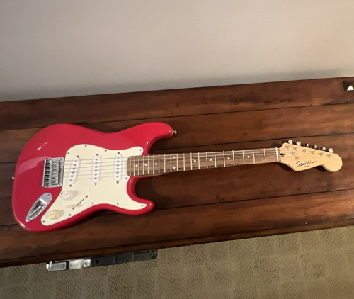 Squier mini stratocaster 4 - squier,