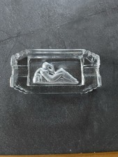 Cendrier art déco verre moulé pressé 