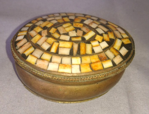 Ancienne petite boite pilule - ancienne,