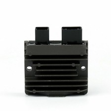 REGULATEUR de tension pour