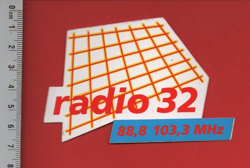 Radio autocollant - ❤, fm