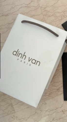 Dinh van sac - van:, cadeau