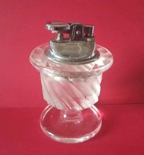 ANCIEN BRIQUET DE TABLE EN VERRE PRESSÉ MOULÉ DÉPOLI VERS 1960/1970 VINTAGE 