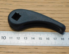 RENAULT levier poignée manivelle manette de capot SCENIC 1 ESSENCE 1.6 16v 1999