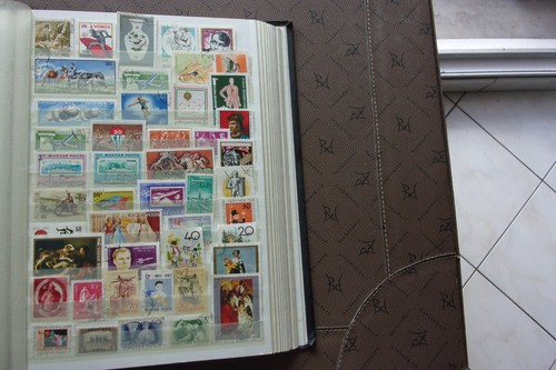Hongrie lot timbres obl - de,