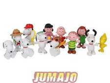 PVC22 Lot 12 figurines PVC