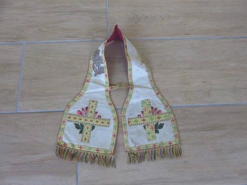 Chasuble calice ciboire - -,