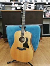 Guitare électrique acoustique