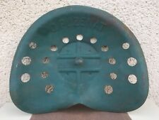 Ancien siège de faucheuse en