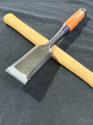 Ciseau japonais bois - à,