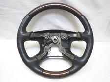 Tapis de volant en bois