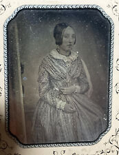 Daguerréotype 1/4 de plaque circa 1845. Arlésienne. Arles. Costume traditionnel.