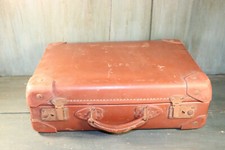 ANCIENNE  VALISE  MOYENNE DE VOYAGE  LA MONDIALE LUXE ANNÉE 40/50