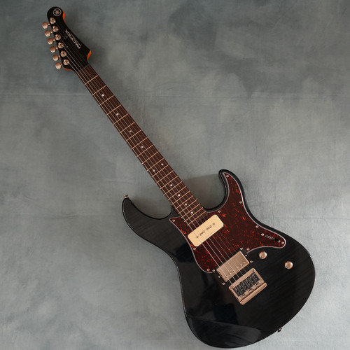 Guitare électrique yamaha - électrique,