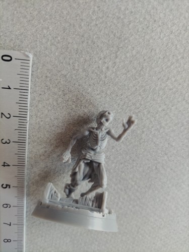 Animated skeleton miniature - ,