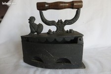 Ancien fer à repasser en fonte/W14