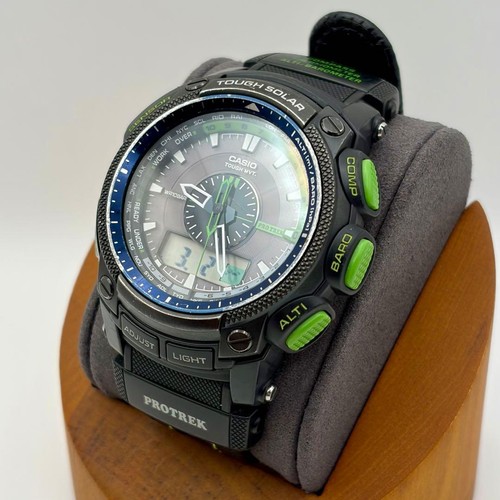 Montre solaire robuste - , casio