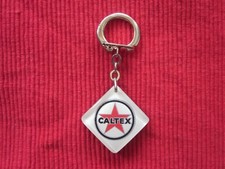 Porte Clé clef BOURBON CALTEX ST CHRISTOPHE HUILE .