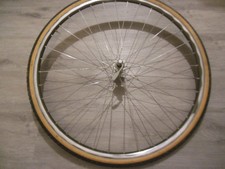 Roue  Avant  700 C  Shimano / Mavic / Boyau Wolber  cyclo cross