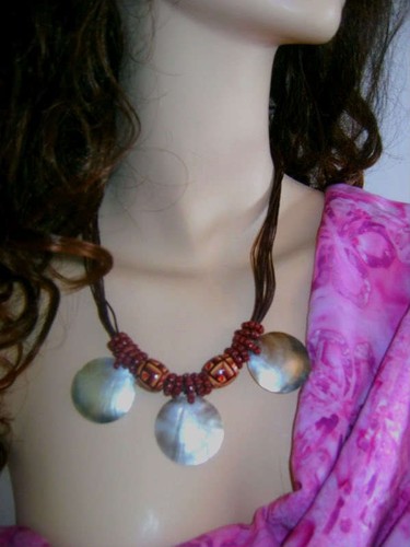 Nouveau collier nacre mère - en,