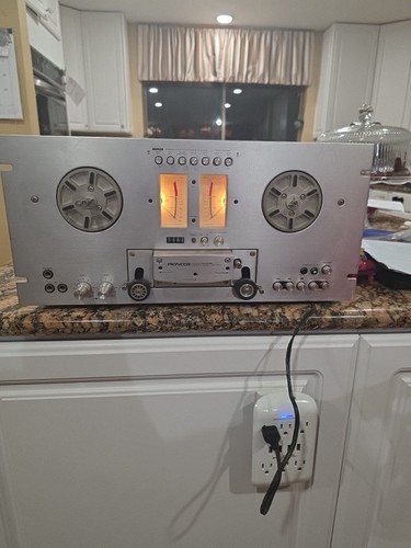Pioneer 707 reel - pioneer, to