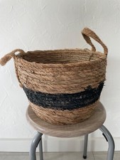 cache pot rotin fabrication