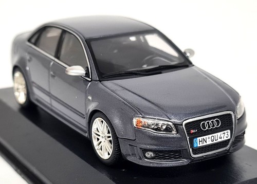 Minichamps audi rs4 4 - 1/43, 4.2