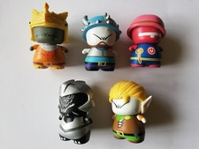 RARE Art toys figurines CI BOYS DARK AGES Red Magic Dunny KIDROBOT 2004 EPUISEES