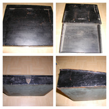 ANCIEN ECRITOIRE  EN BOIS  LAQUE NOIRE ET SERRURE EN LAITON-FOND VERT EMPIRE