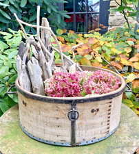 ANCIENNE GROSSE MESURE A GRAIN BOIS BLANC FER FORGE SCANDINAVE ART POPULAIRE