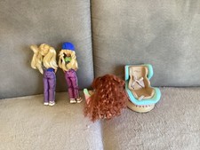 lot de petites barbie  Stacie