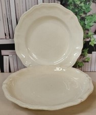 2 Assiettes a biscuits piédouche Sarreguemines Ivoire Chantournée ø 24,5 et 27cm