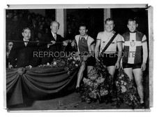 PHOTO 1930 - CYCLISME - LOUIS GERARDIN - LUCIEN FAUCHEUX - W. FALCK HANSEN