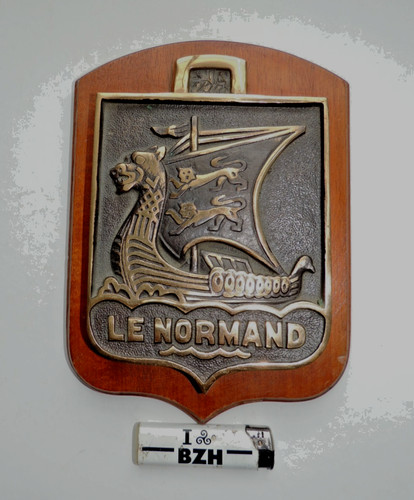 Normand escorteur rapide - escorteur,