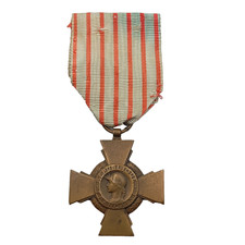 X20/10/25 (REF30747) Médaille militaire croix du combattant 14/18  french MEDAL