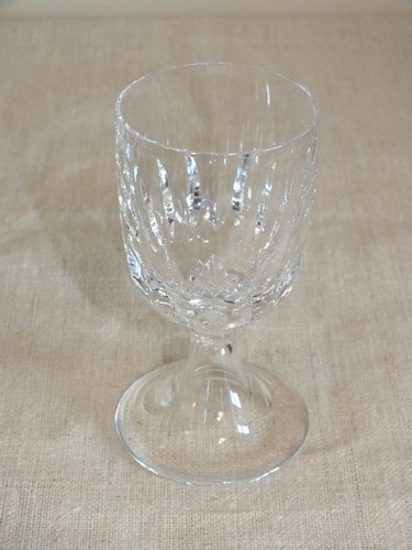 Verre pied creux - à,