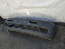 enjoliveur pare-choc avant