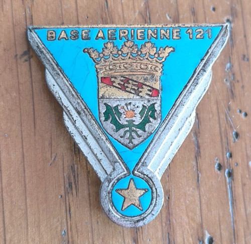 Insigne 121 base aérienne - base,