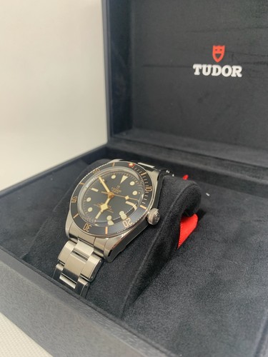 Tudor black bay fifty - black,