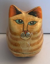 Boite en bois CHAT peinte à la main intérieur en noir. L 8 cm