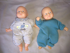 VINTAGE 2 POUPEES BAIGNEURS
