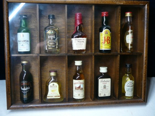 Vitrine mignonnettes old - vitrine,