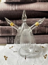 Ancienne carafe en verre